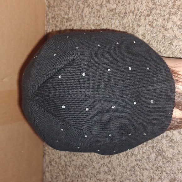 Harley Davidson Women's Embroidered Sequin Knit Beanie Black - Picture 5 of 9